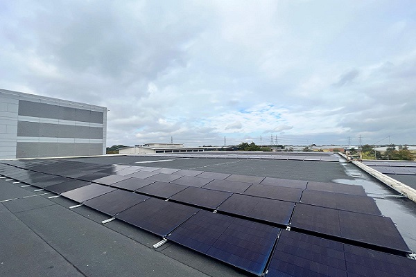 유럽의 200KW 평지붕 안정기 시스템